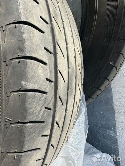 Yokohama BluEarth E51B 225/60 R18