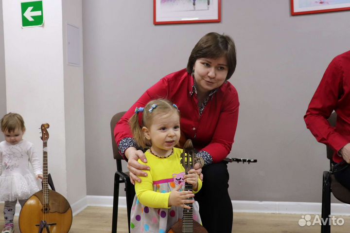 Ранее музыкальное развитие, логоритмика