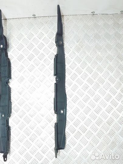 Пыльник крыла Mitsubishi Outlander XL