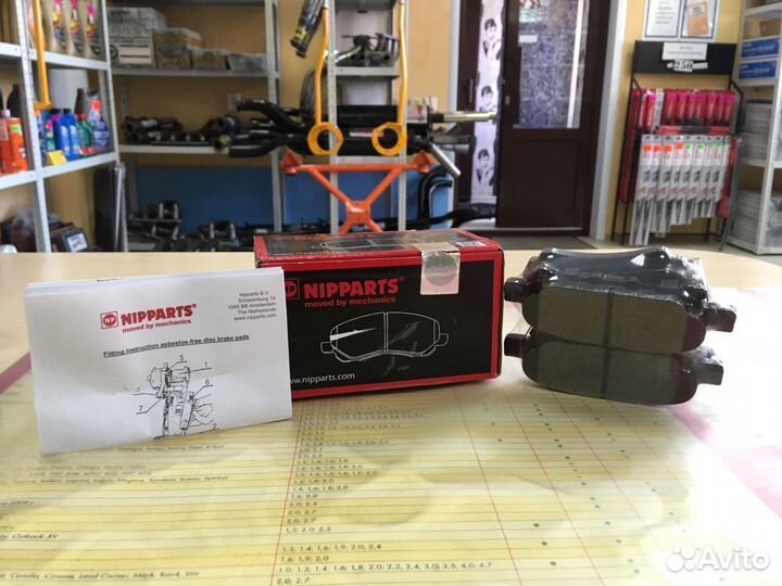 Лансер 10 колодки тормозные задние