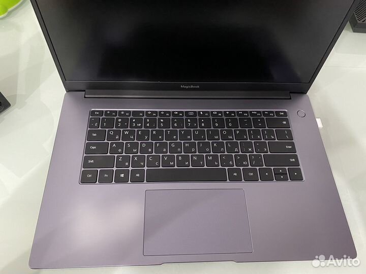 Honor magicbook 15 r5 5500u