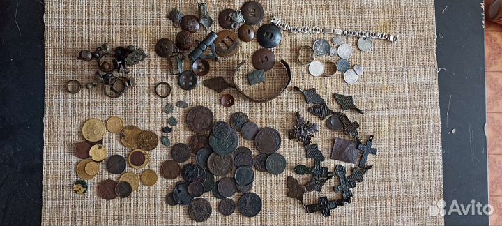 Царские монеты. Серебро, крестики, запонки