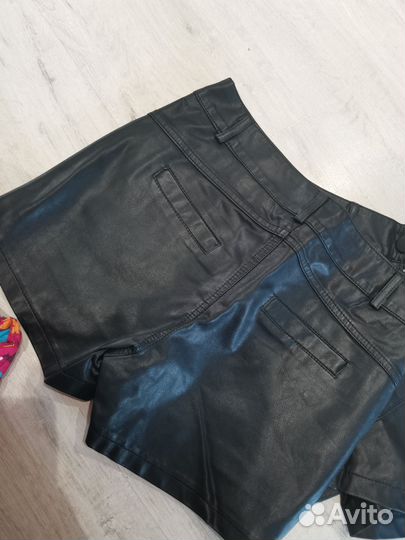 Шорты новые кожа