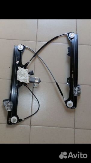 BMW E60 Стеклоподъемник передний левый с Японии