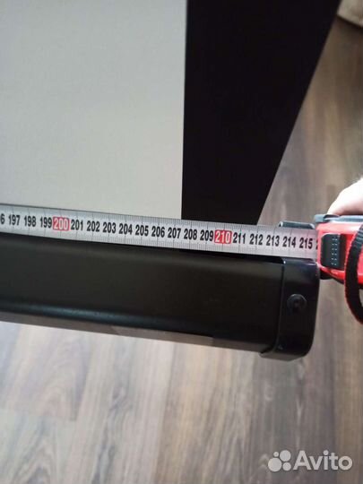 Экран для проектора на штативе