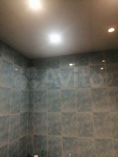 2-к. квартира, 52 м², 1/3 эт.