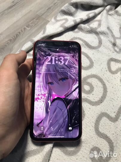 iPhone 11, 64 ГБ