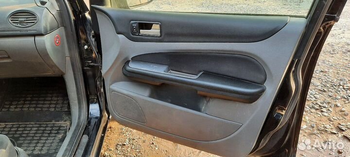 Форд фокус 2 обшивки двери