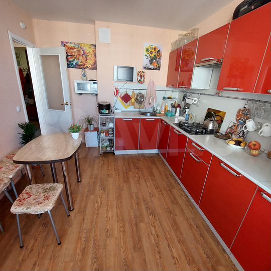 3-к. квартира, 67,2 м², 8/10 эт.