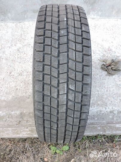 Bridgestone Blizzak MZ-03 215/70 R15 98