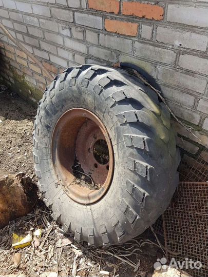 Омскшина O-100 325/80 R18 142R