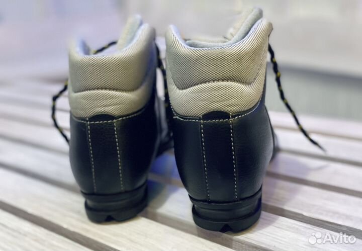 Лыжные ботинки spine cross