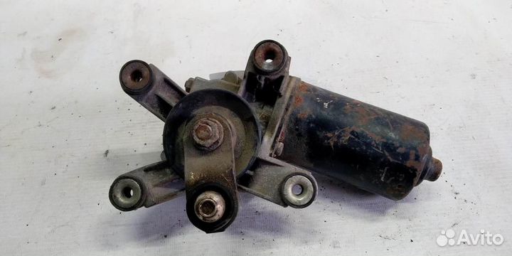 Моторчик стеклоочистителя передний Nissan