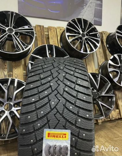 Pirelli Scorpion Ice Zero 2 275/40 R21 107H
