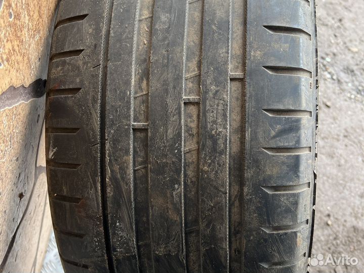 Nokian Tyres Hakka Black 2 SUV 265/50 R19 110Y