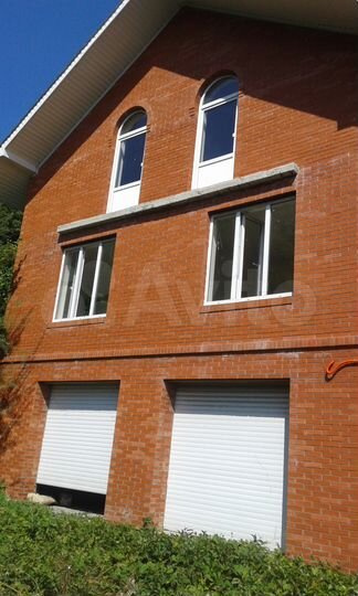 Дом 254 м² на участке 8 сот.