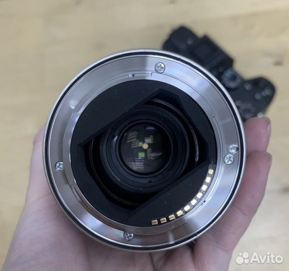 Объектив Tamron 28-75mm f/2.8 Di III RXD Sony E