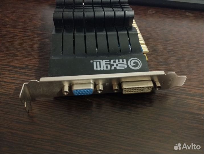 Видеокарта nvidia GeForce gt 610 1GB