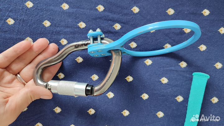 Восьмёрка на карабине