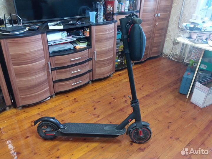 Электросамокат xiaomi m365 pro