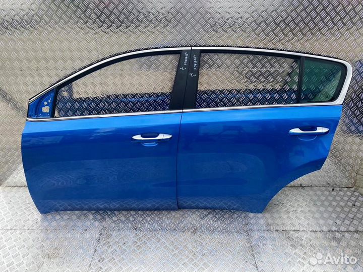 Дверь задняя левая Kia Sportage 4