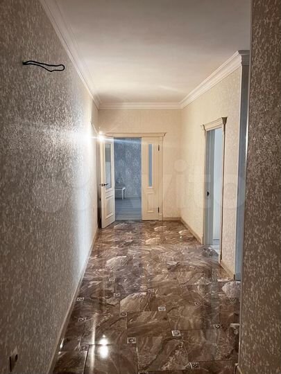 2-к. квартира, 80 м², 5/5 эт.