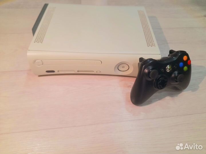 Xbox 360 FAT (freeboot) 320Гб + 40 игр