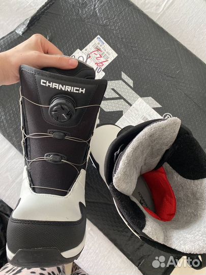 Сноубордические ботинки женские 37