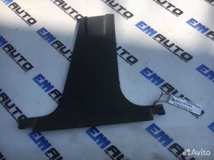 Обшивка стойки центральной правой Лада Приора