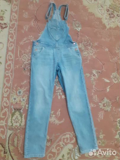 Джинсовый комбинезон для девочки
