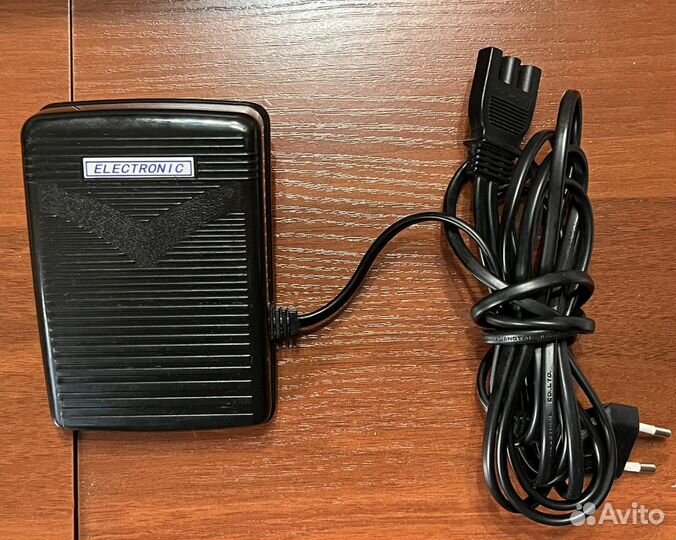 Педаль для оверлока MerryLock 5550, 075