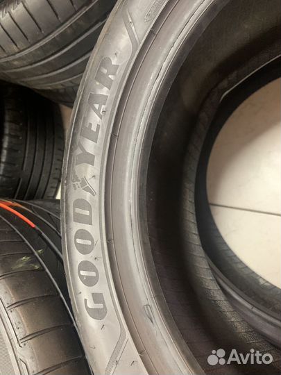 Goodyear EfficientGrip Performance 2 225/45 R17