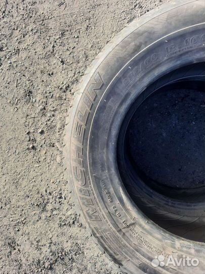 Michelin  Defender XT 235/60 R16