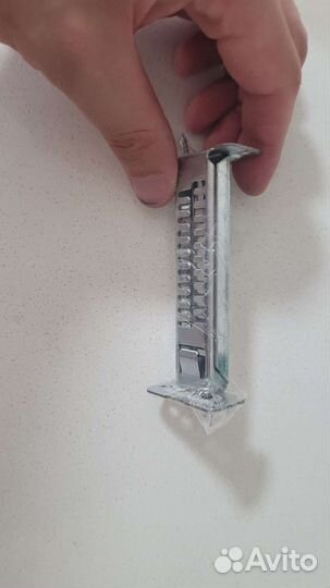 Оригинальный крепёж Bosch для фиксации цоколя