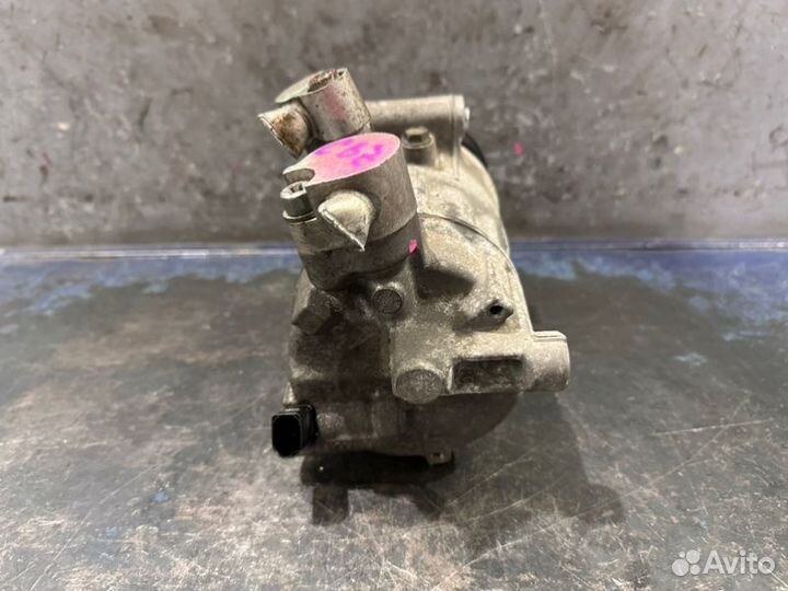 Компрессор кондиционера Volkswagen Polo 5 6R HB