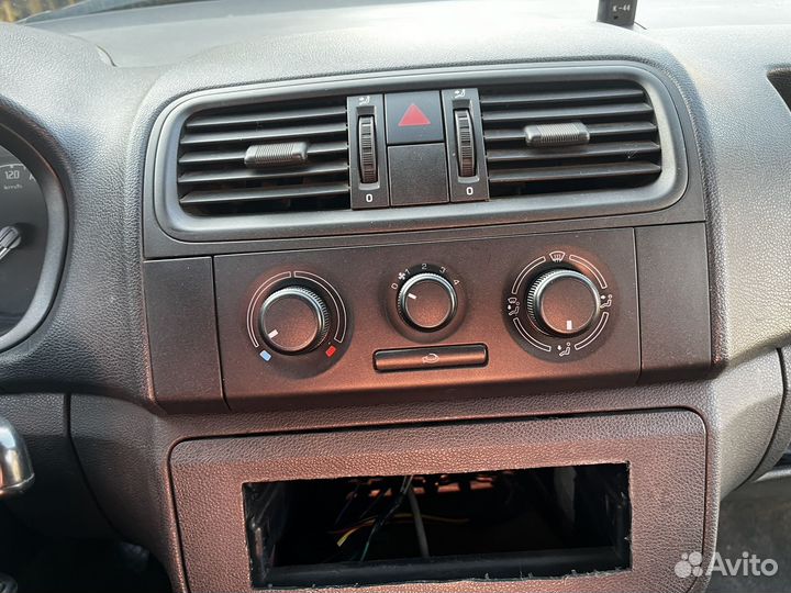 Блок управления печкой Skoda Fabia 2 Praktik