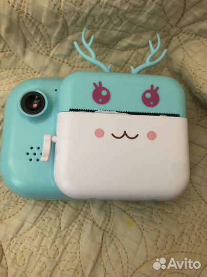 Фотоаппарат с мгновенной печатью