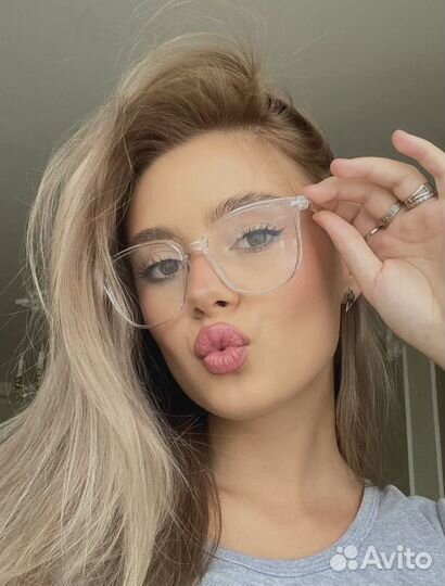 Очки прозрачные