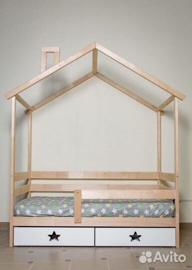Детская кровать домик