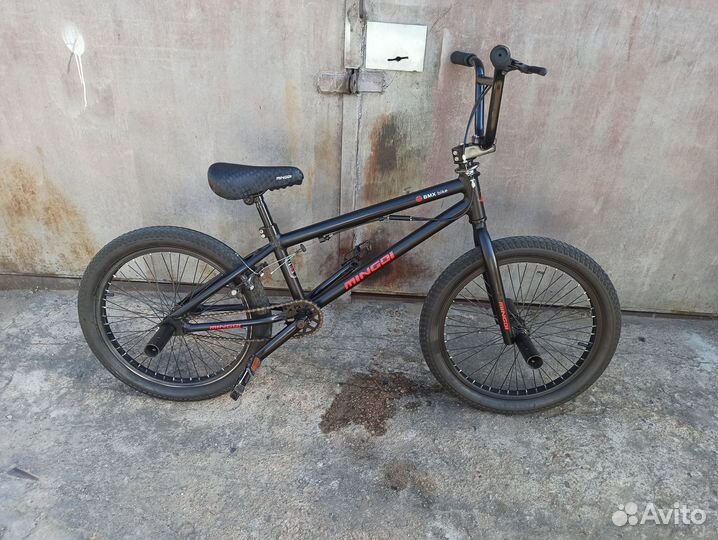 Трюковой велосипед BMX