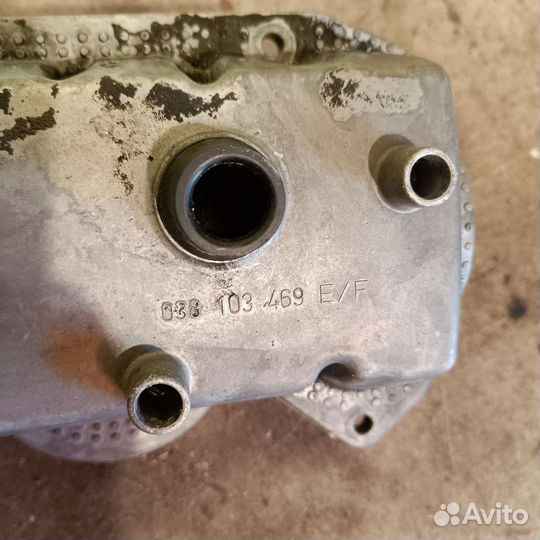 Клапанная крышка Volkswagen Golf 4 1.9 TDI