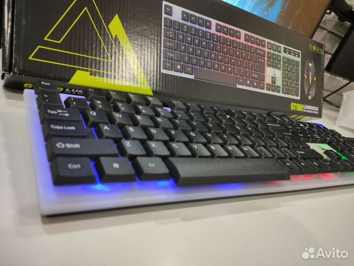 Новый набор Клавиатура + Машка