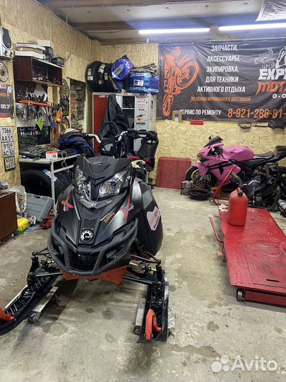 BRP Ski-Doo Summit 800 R XM