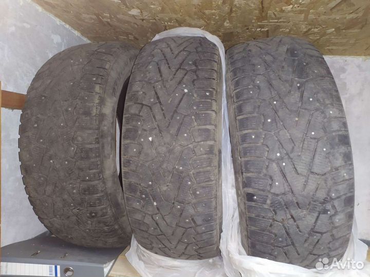 Pirelli Ice Zero 235/60 R18