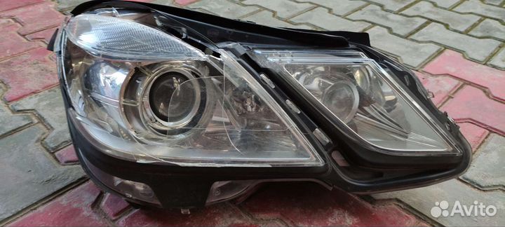 Фара правая на мерседесбенс W212E клас 2009