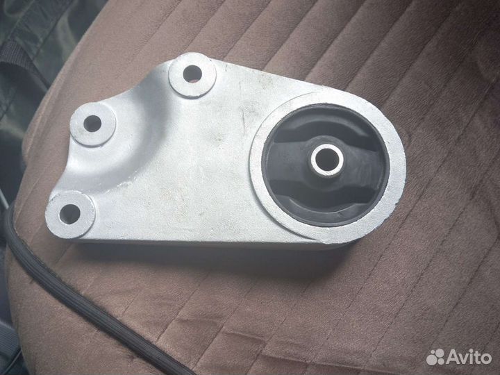 Подушка двигателя Chery