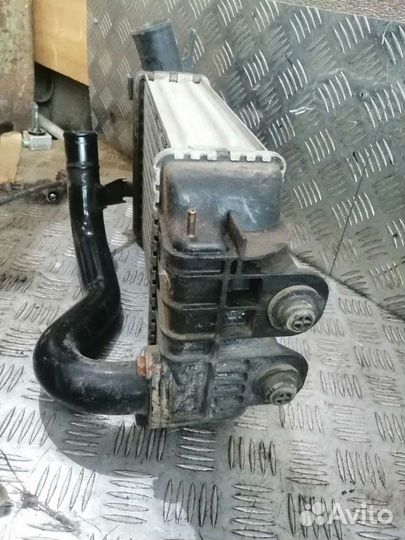 Радиатор интеркулера Toyota Yaris 1,4 дизель