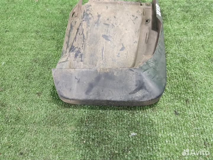 Брызговик задний правый Honda CR-V 3 (RE) 2009