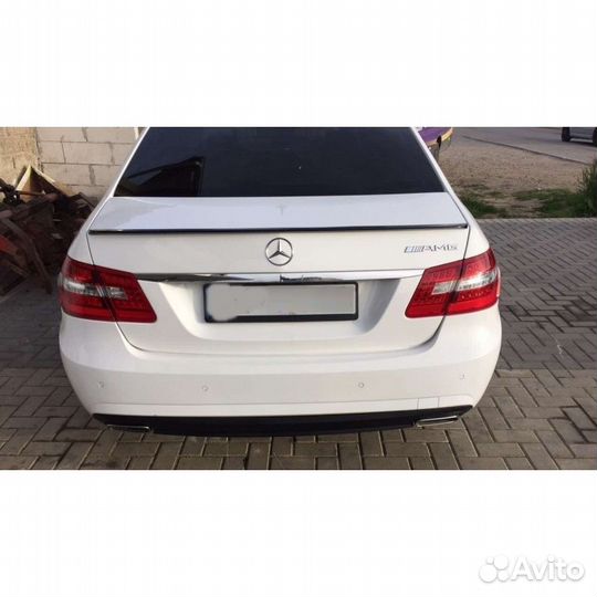 Лип спойлер Mercedes-Benz E W212