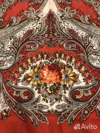 Павловопасадский платок 125*125